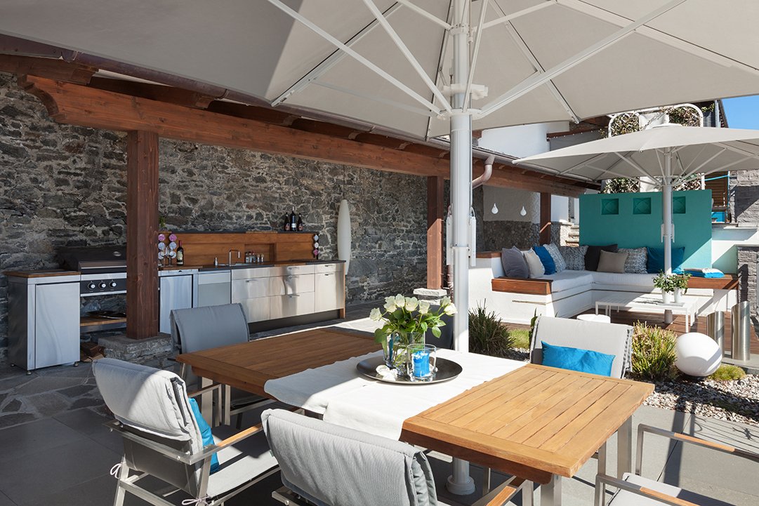 outdoor kitchens
