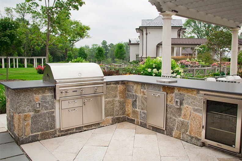 Outdoor Kitchens