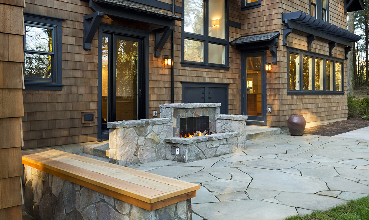 Wood vs. Gas Fire Pit: Which Is Right for You?